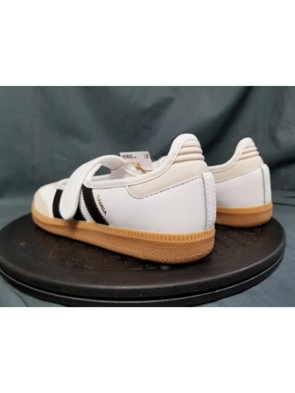 Adidas Samba Jane J Sneakers JR7436 White Alumina Gum Girls Size 4 NEW IN BOX !